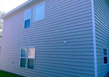 Blog 1 Can House Washing Help Prevent Summer Pests?